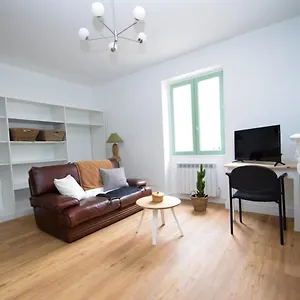 https://superbe-studio-cosy-plage-de-lcluse-200m.inbrittany.com